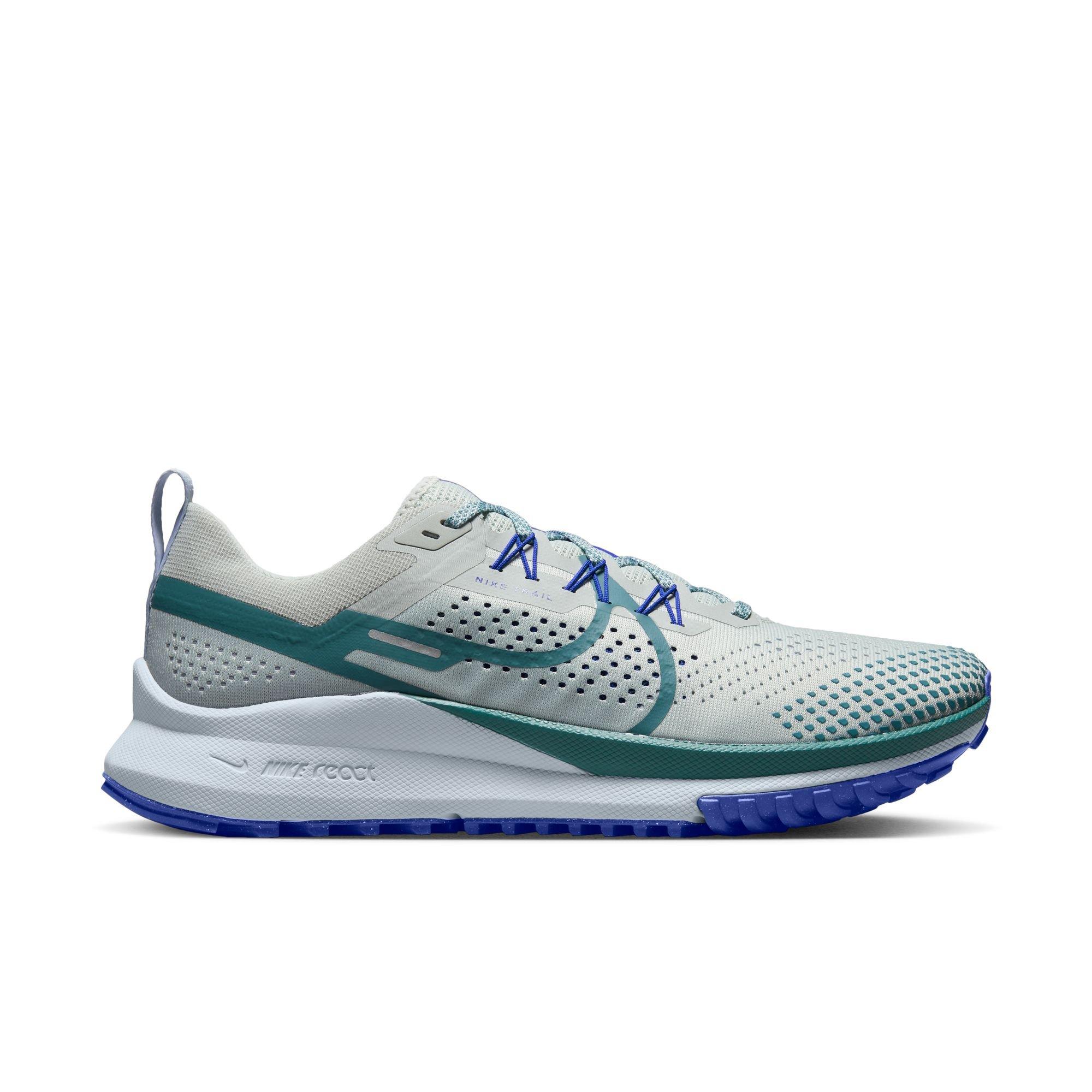 Nike pegasus hot sale new racer